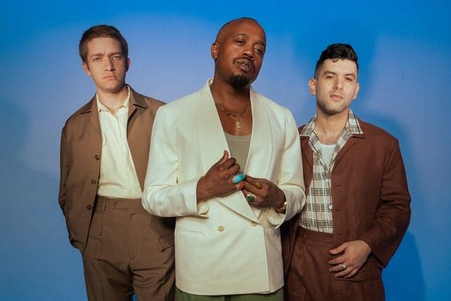 Durand Jones & The Indications - Flowers Tour 2025
